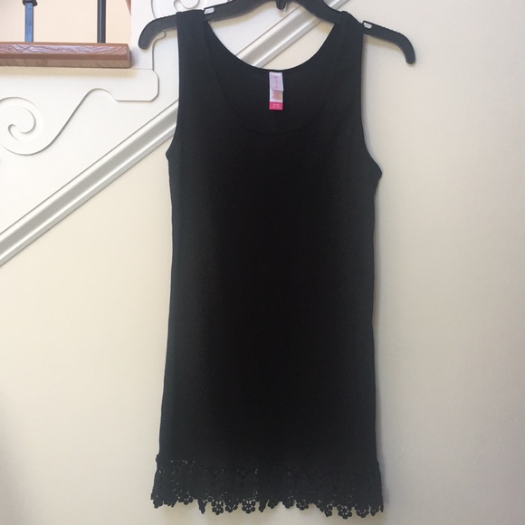 No Boundaries Tops - Women’s Tank Top Ribbed Black Long Size XL Bottom Laced